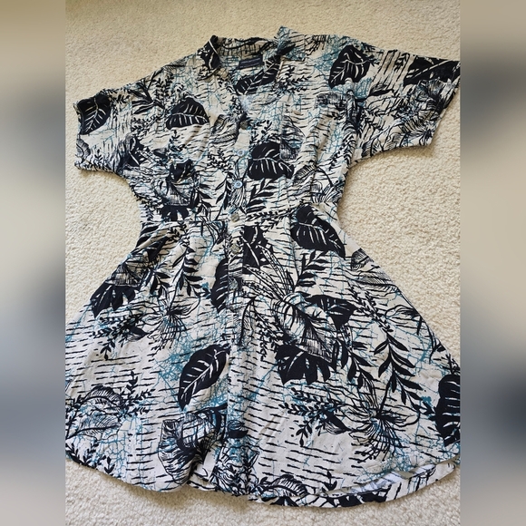 Urban Outfitters 100% Viscose Shirt Dress Fauna Pattern Summer Holiday Beach - Picture 4 of 9